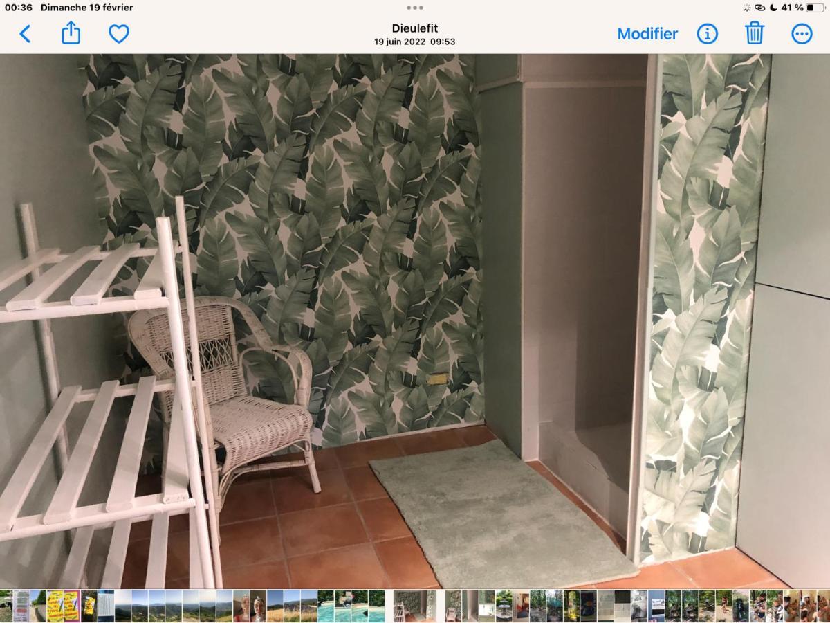 Appartamento La Fabrique Des Petits Bonheurs Dieulefit Esterno foto