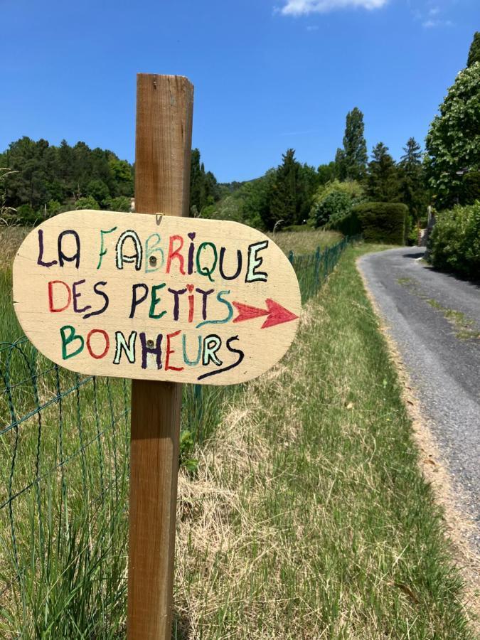 Appartamento La Fabrique Des Petits Bonheurs Dieulefit Esterno foto